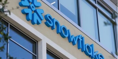 Snowflake for fin service